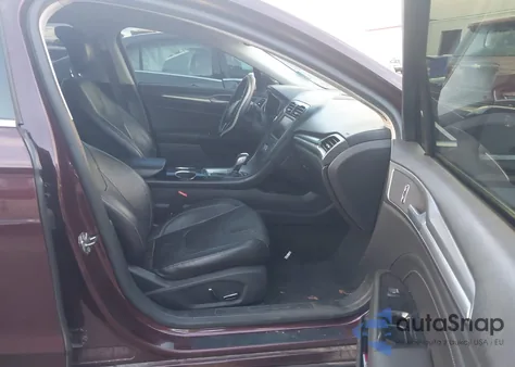 2013 Ford Fusion Titanium z USA, uszkodzony, nr VIN 3FA6P0D98DR279160